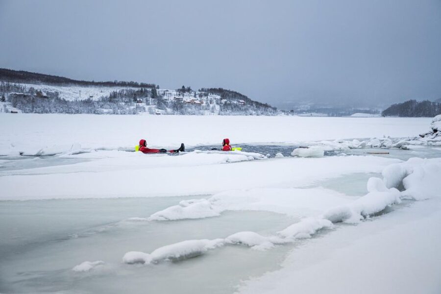 Tromsø: Arctic Floating with Snacks and Drinks - What to bring and how to prepare
