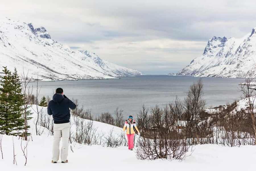 Tromsø: Arctic Landscape and Fjord Tour with Snacks - Meeting the minivan on Kirkegata