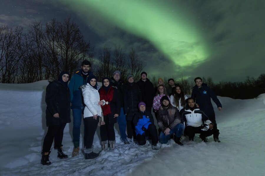Tromsø: Aurora Borealis, Campfire, Hot Meal, Arctic Tour - Photography: useful help, with one important catch