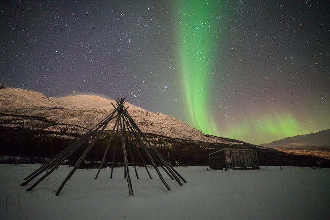 Tromso Aurora Chase by Minibus with Thermal Suit, Snack and Photo - Thermal suits, fires, and waiting outside