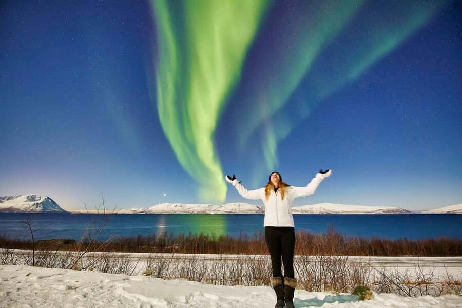Tromsø: Aurora Crystal Lavvo Overnight Stay with Activities - What the $430 price includes