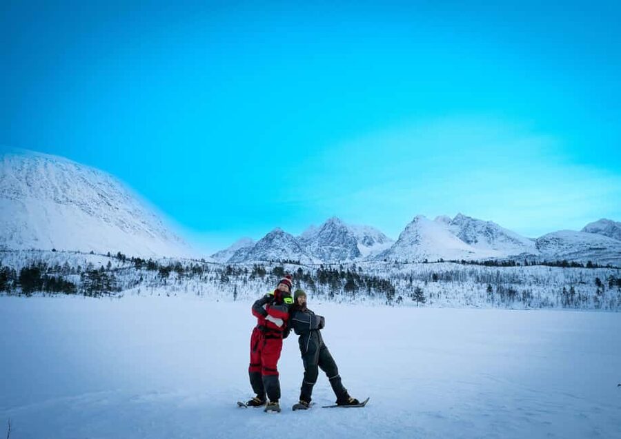 Tromsø: Aurora Crystal Lavvo Overnight Stay with Activities - Food, allergies, and practical limits