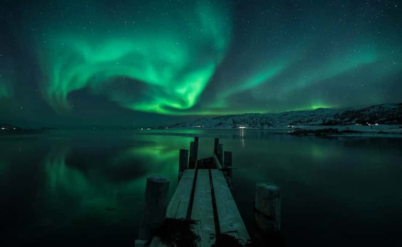 Tromsø: Aurora Hunt with Citizen Science - Photography help for beginners and camera owners