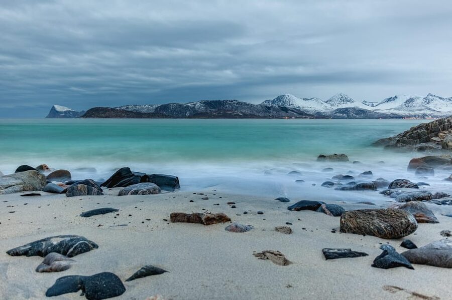 Tromsø: Fjords and Sommarøy Islands Tour with Salmon Picnic - Sommarøy beach and the salmon tasting