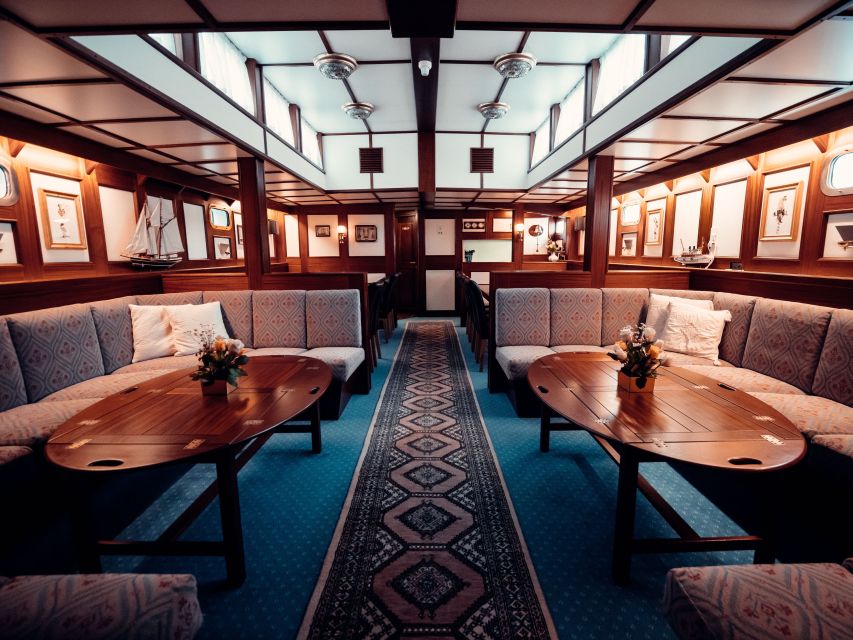 Tromsø: Luxury Polar Fjord Cruise w/ Hot Tub & Polar Plunge - Setting Sail on Stella Oceana