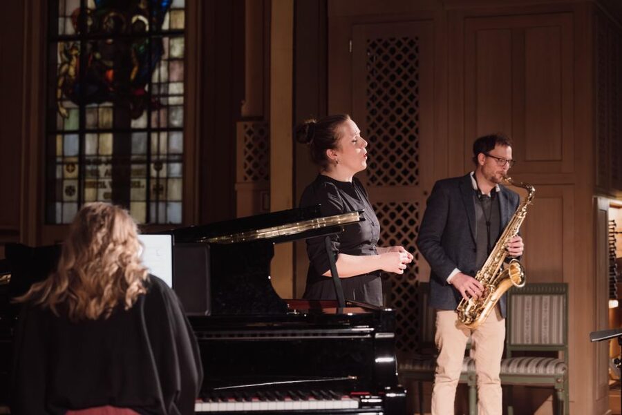 Tromsø: Midnight Concert Ticket at the Tromsø Cathedral - What to expect from the performers