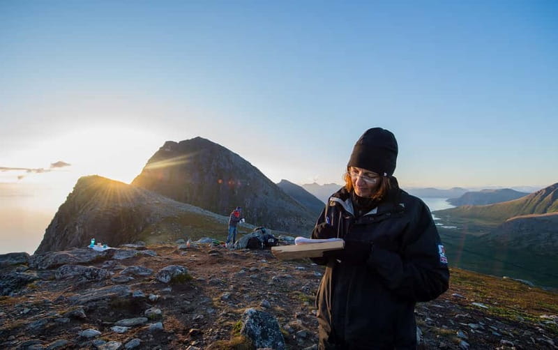 Tromsø: Midnight Sun Hike in the wilderness - Weather, clothing, and bathroom limits