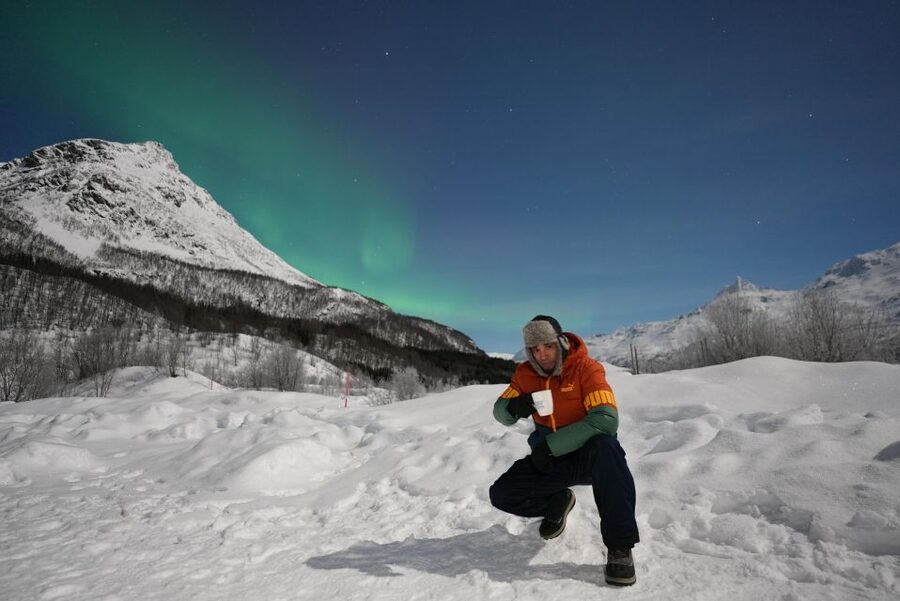Tromsø: Northern Lights Minibus Small Private Tour Group - Who should book this tour