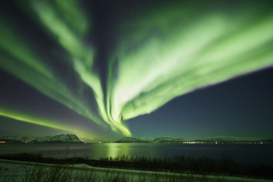 Tromso: Northern Lights Photo Excursion - Overalls, boots, and the reality of Arctic waiting