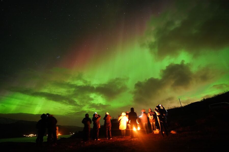 Tromsø: Northern Lights Tour with Free Professional Portrait - The main strengths and limitations
