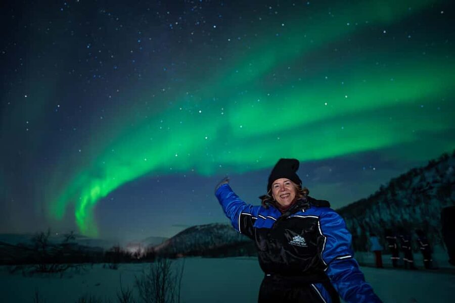 Tromsø: Northern Lights Tour with Guaranteed Sightings - Who should book this tour
