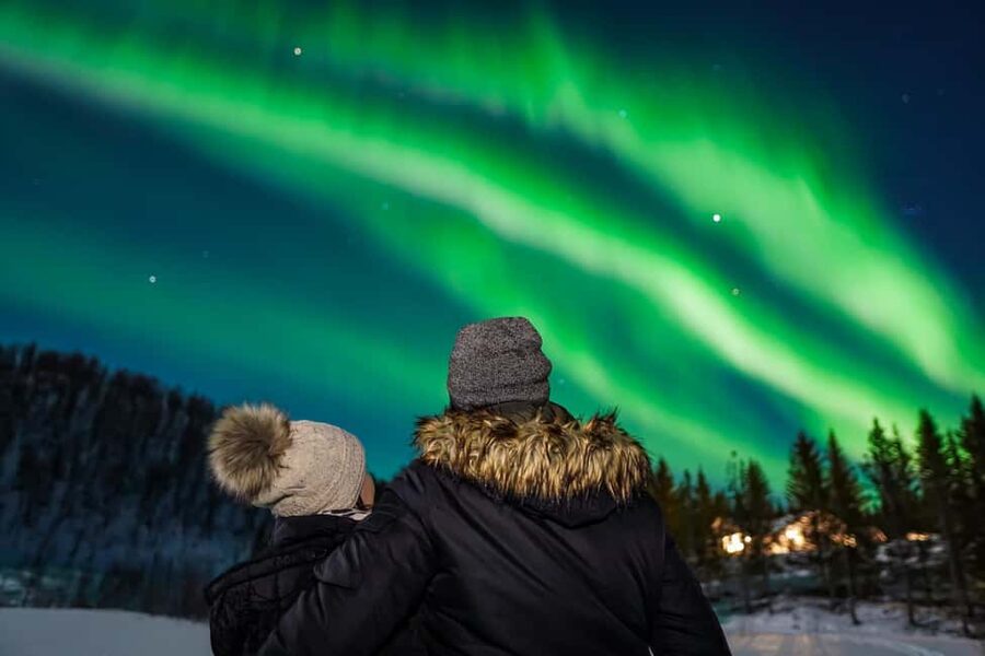 Tromsø: Northern Lights Tour with Guaranteed Sightings - Why the small group of eight matters