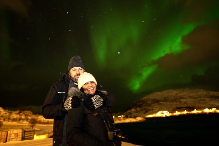 Tromsø: Northern Lights Tour with Local Guide and Photos - A realistic look at the timing