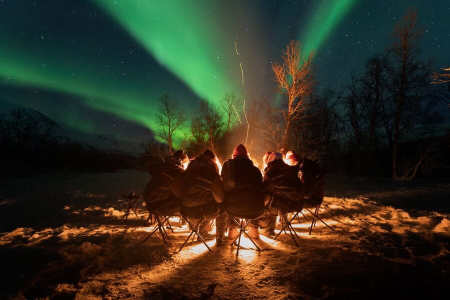 Tromsø: Northern Lights Trip with Campfire and Snacks - Leaving Tromsø for darker skies