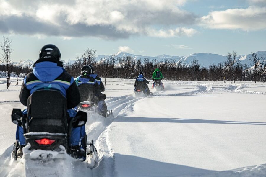 Tromsø: Scenic Arctic snowmobile safari in the Lyngen Alps - Key points to know