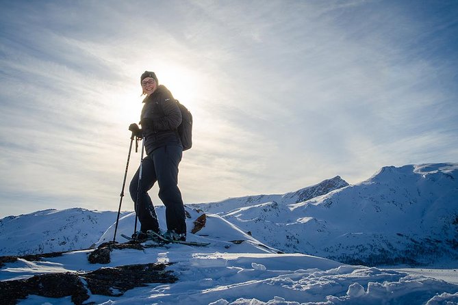 Tromso Snowshoeing - Valley, Fjord Views, Wildlife, Meal & Pickup - Photos without carrying the camera burden