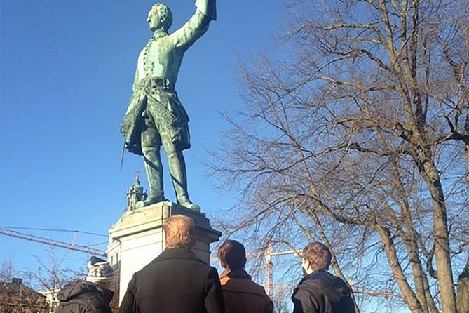Unique walking tour Stockholm - Starting at Kungsträdgården and Berzelii Park