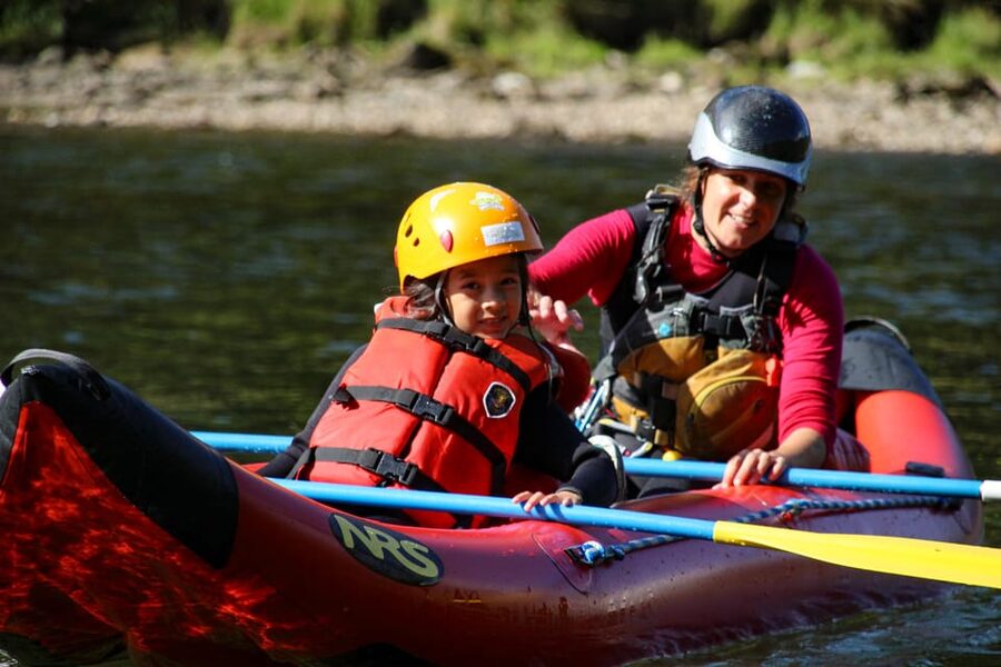 Voss: Family Rafting on the Vosso River - The safety briefing and supplied equipment