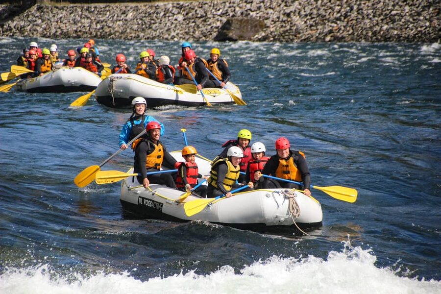 Voss: Family Rafting on the Vosso River - From Voss Active to the river