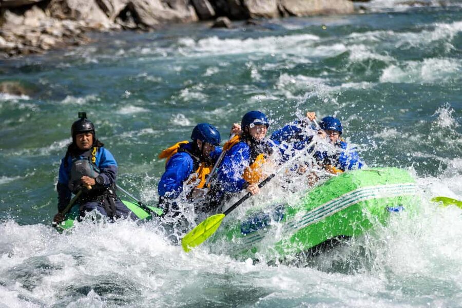 Voss: Thrilling Whitewater Rafting Guided Trip - Equipment that keeps the cold at bay