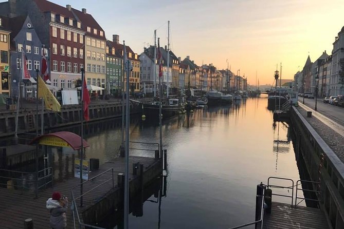 walking tour - Copenhagen and Christiansborg 3 hours - Højbro Plads connects the city to Christiansborg