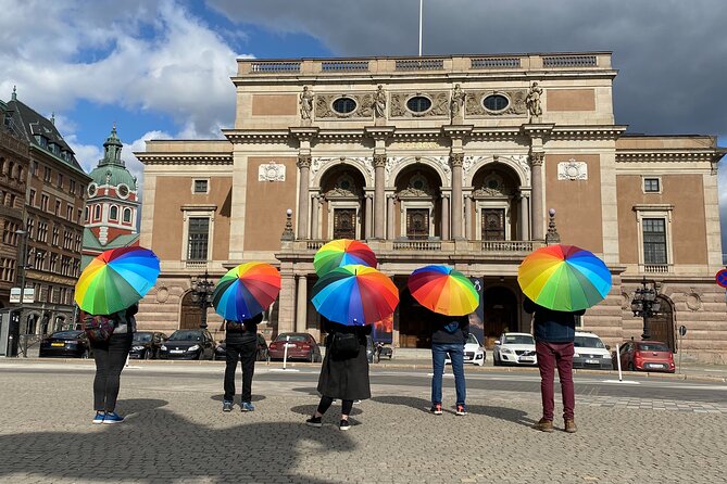 Walking Tour of Stockholm Old Town - Tiny statues and major legends