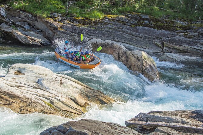 Whitewater Rafting Grade 3 to 4 - Who should book this rafting trip?