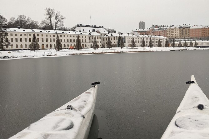 Winter Kayak Tour in Stockholm City (Dry Suit Kayaking) - Getting ready at Smedsuddsvägen 23